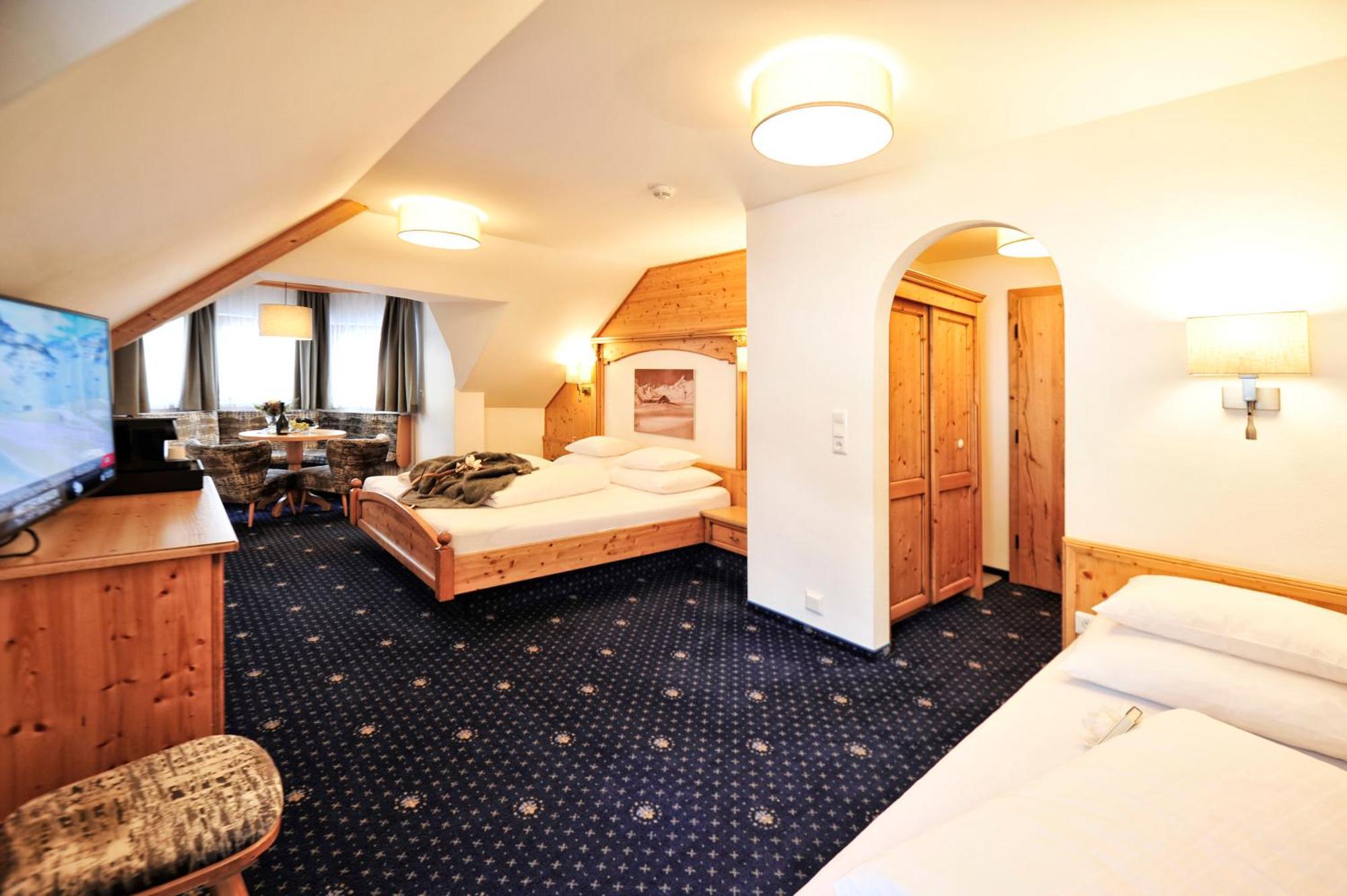 Hotel Garni Bellevue Ischgl Exterior photo